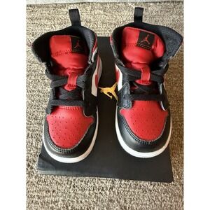 New Jordan 1‎ Mid Black Fire Red Size 7